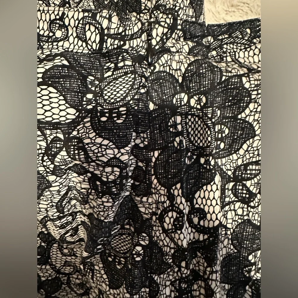 Grace Floral Lace Pattern A-Line Skirt - Picture 9 of 9